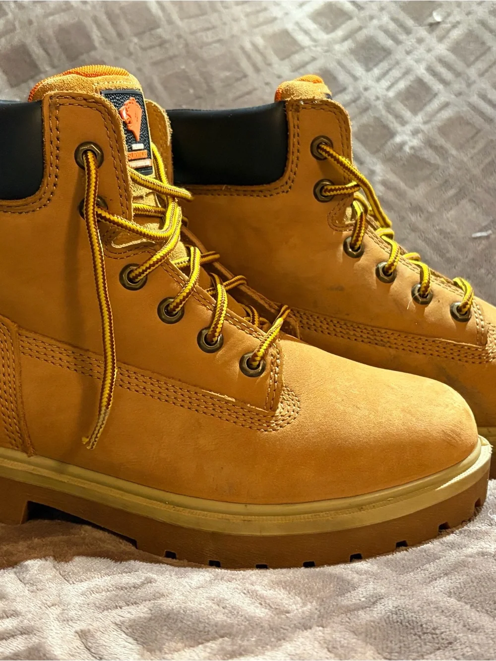 Men's Nubuck Work Boots in Wheat